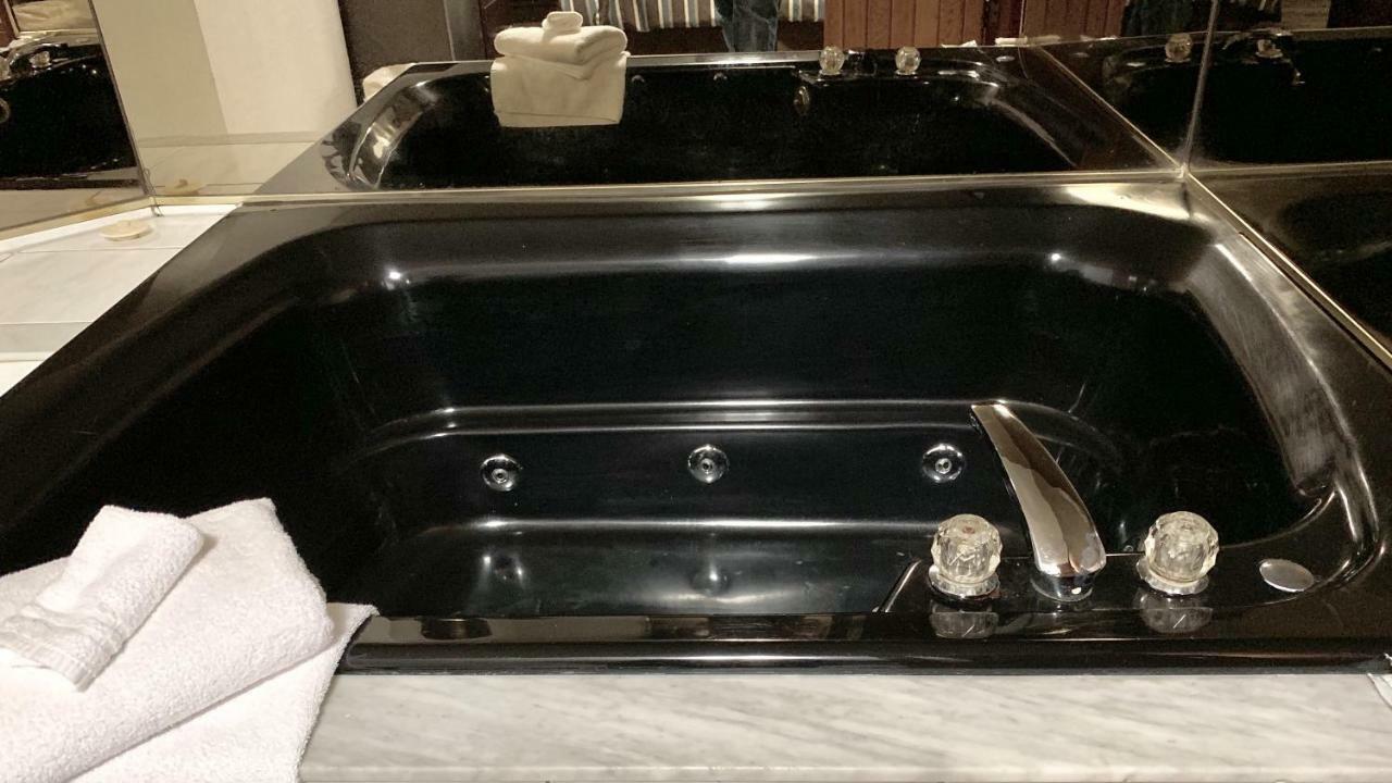Deluxe Inn Toronto Eksteriør bilde