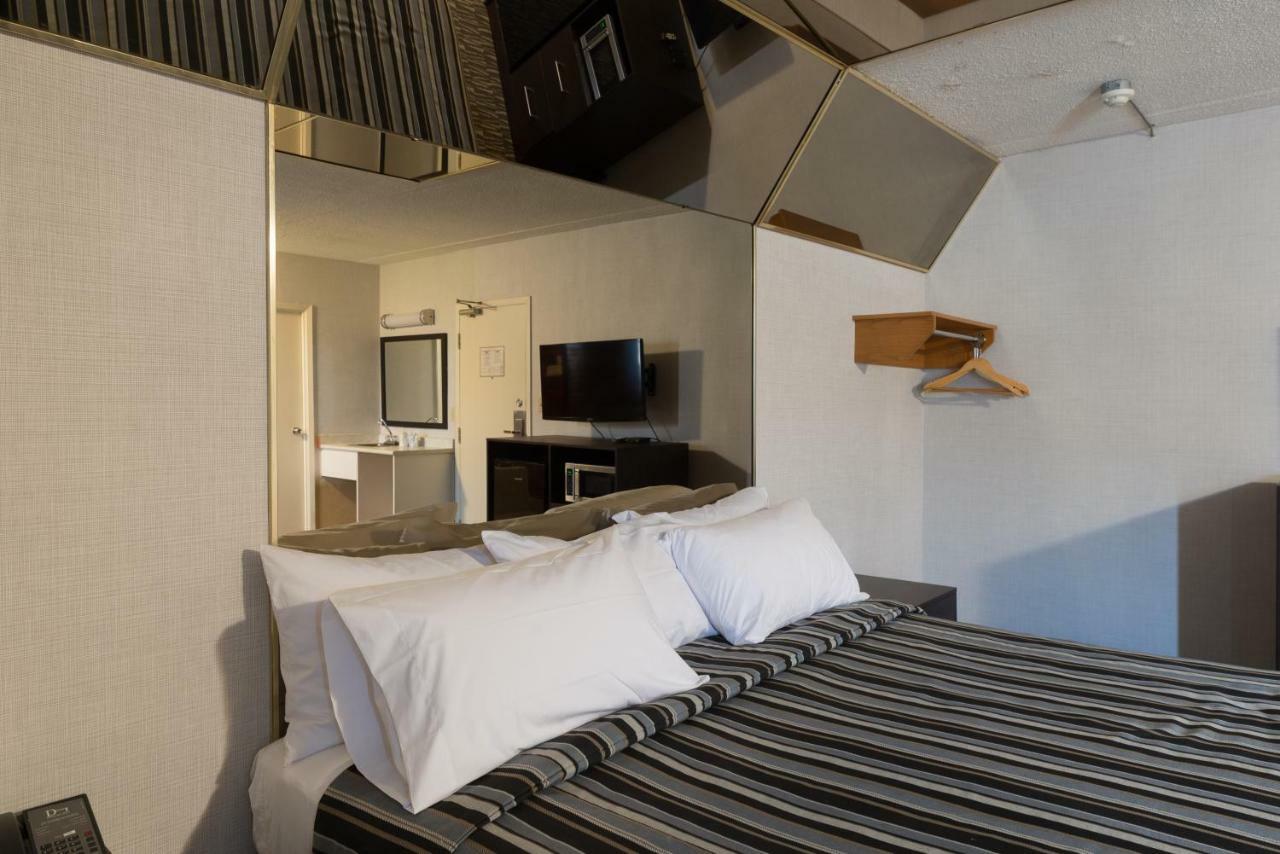 Deluxe Inn Toronto Eksteriør bilde